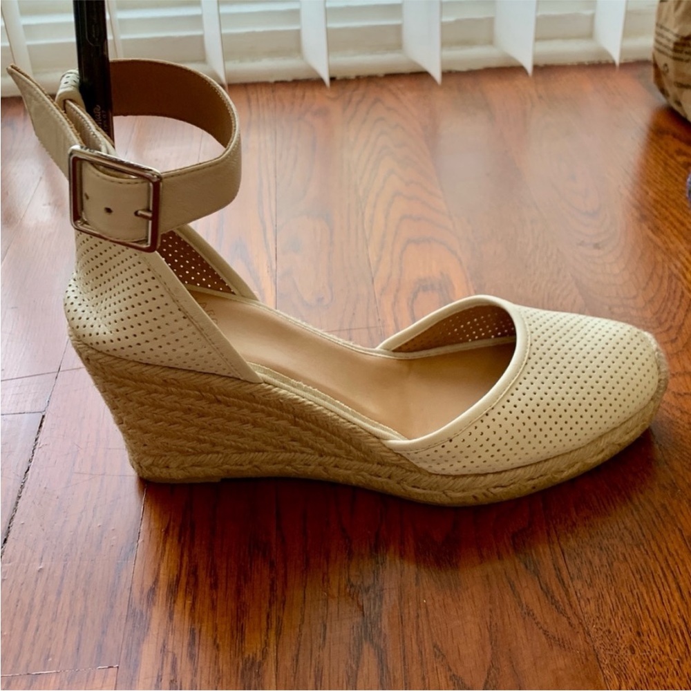 Marc by Marc Jacobs Summer Breeze D'Orsay Wedges - Picture 9 of 14